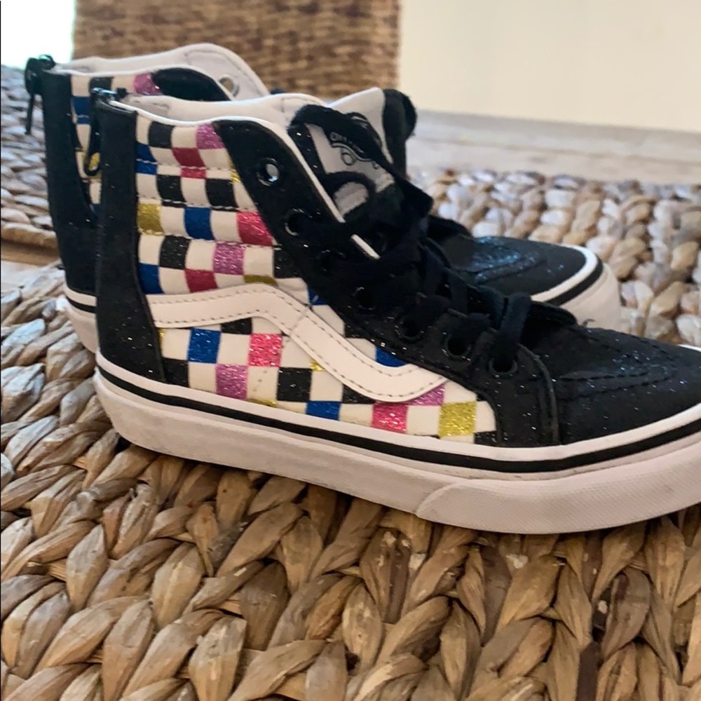 Worn 1 time. Vans high top girls shoes